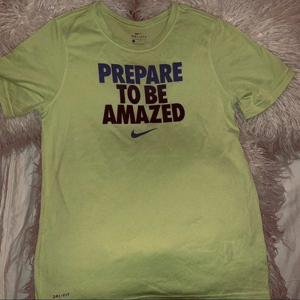 Nike boys t shirt
